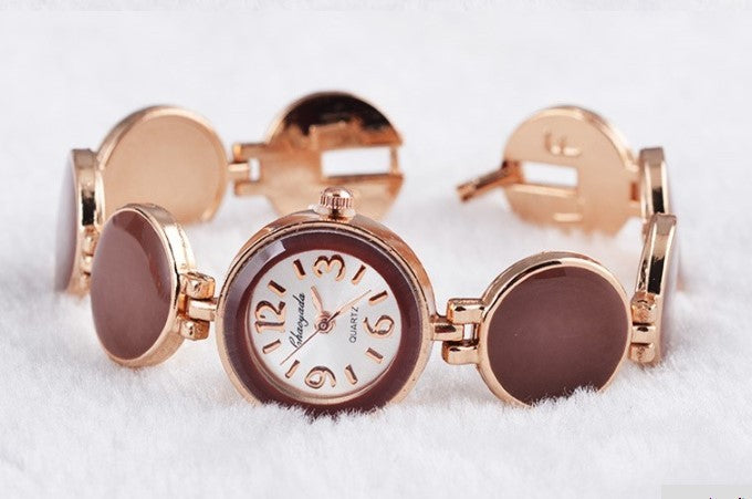 Mujor Quartz Wristwatch
